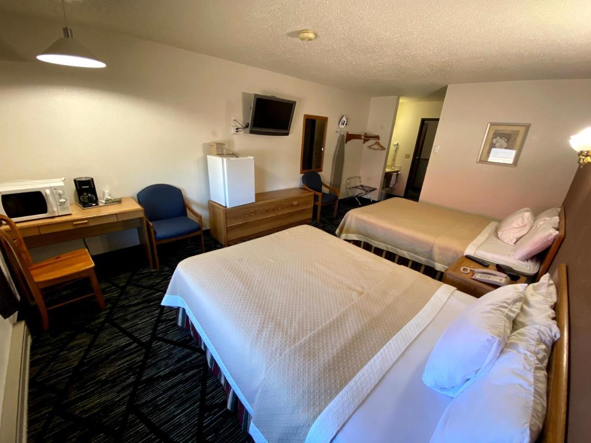 Woodland Inn & Suites Medford Exterior foto